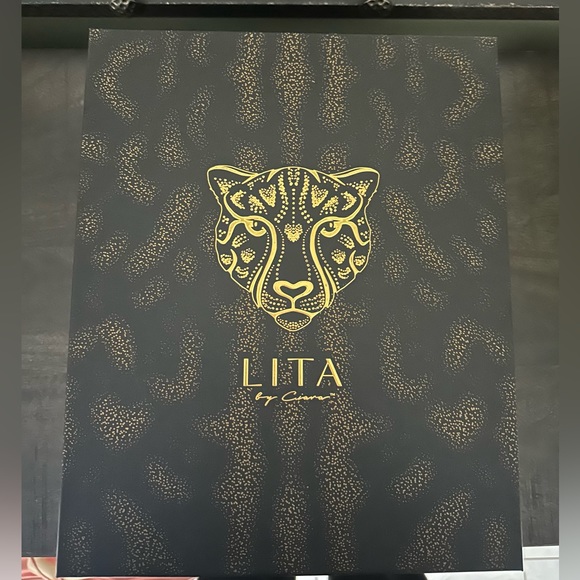 Lita by Ciara Solid Point Toe Pumps in White - Picture 9 of 10